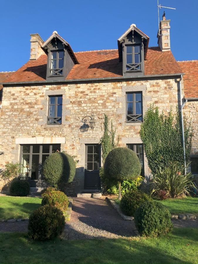 Manoir De La Prise Tarot Panzió Bagnoles de l'Orne Normandie Kültér fotó